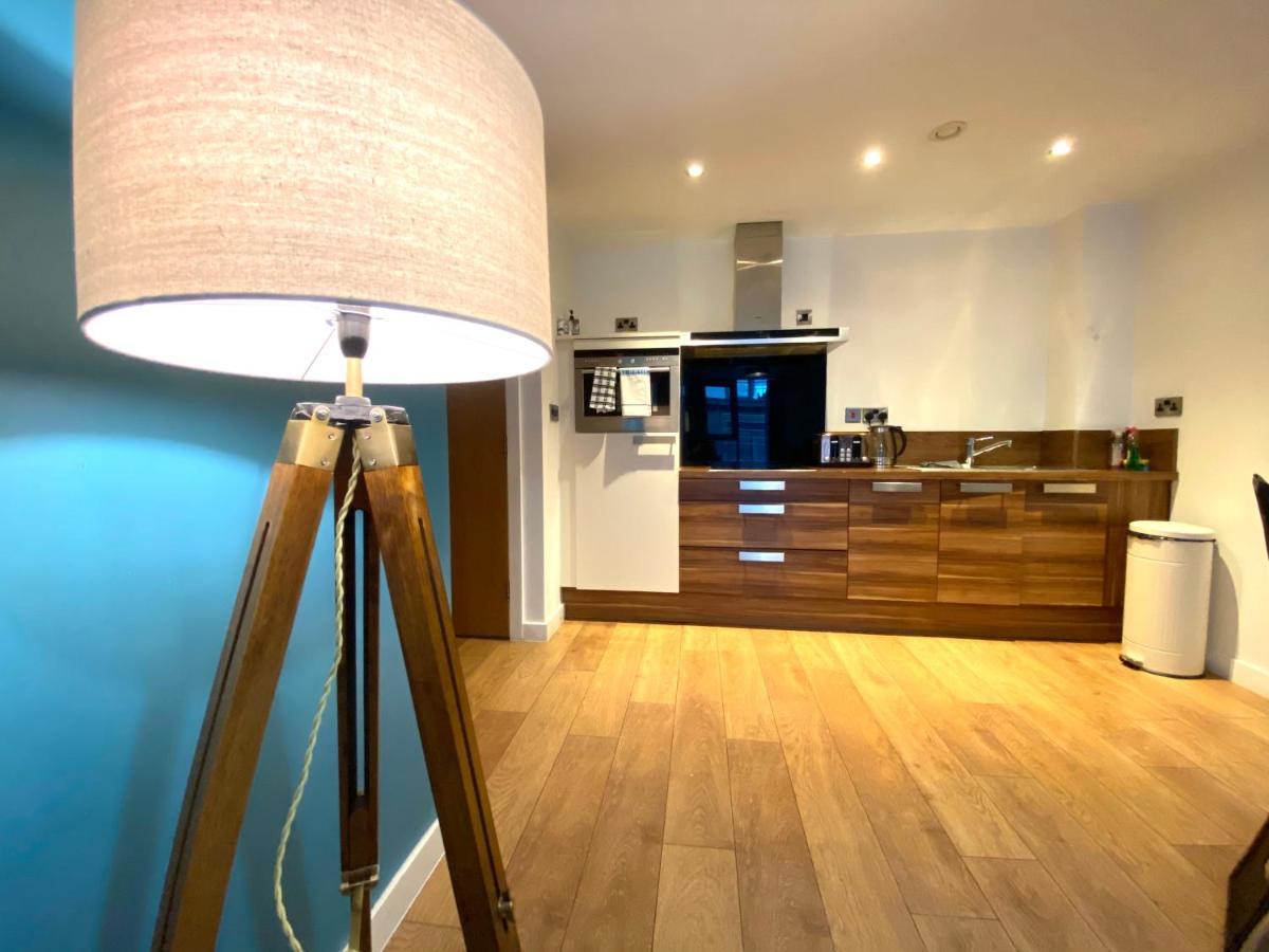Blonk Street - Luxury Two Bedroom Apartment 谢菲尔德 外观 照片