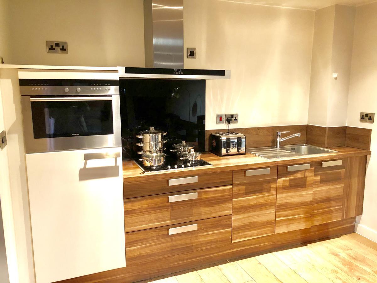 Blonk Street - Luxury Two Bedroom Apartment 谢菲尔德 外观 照片