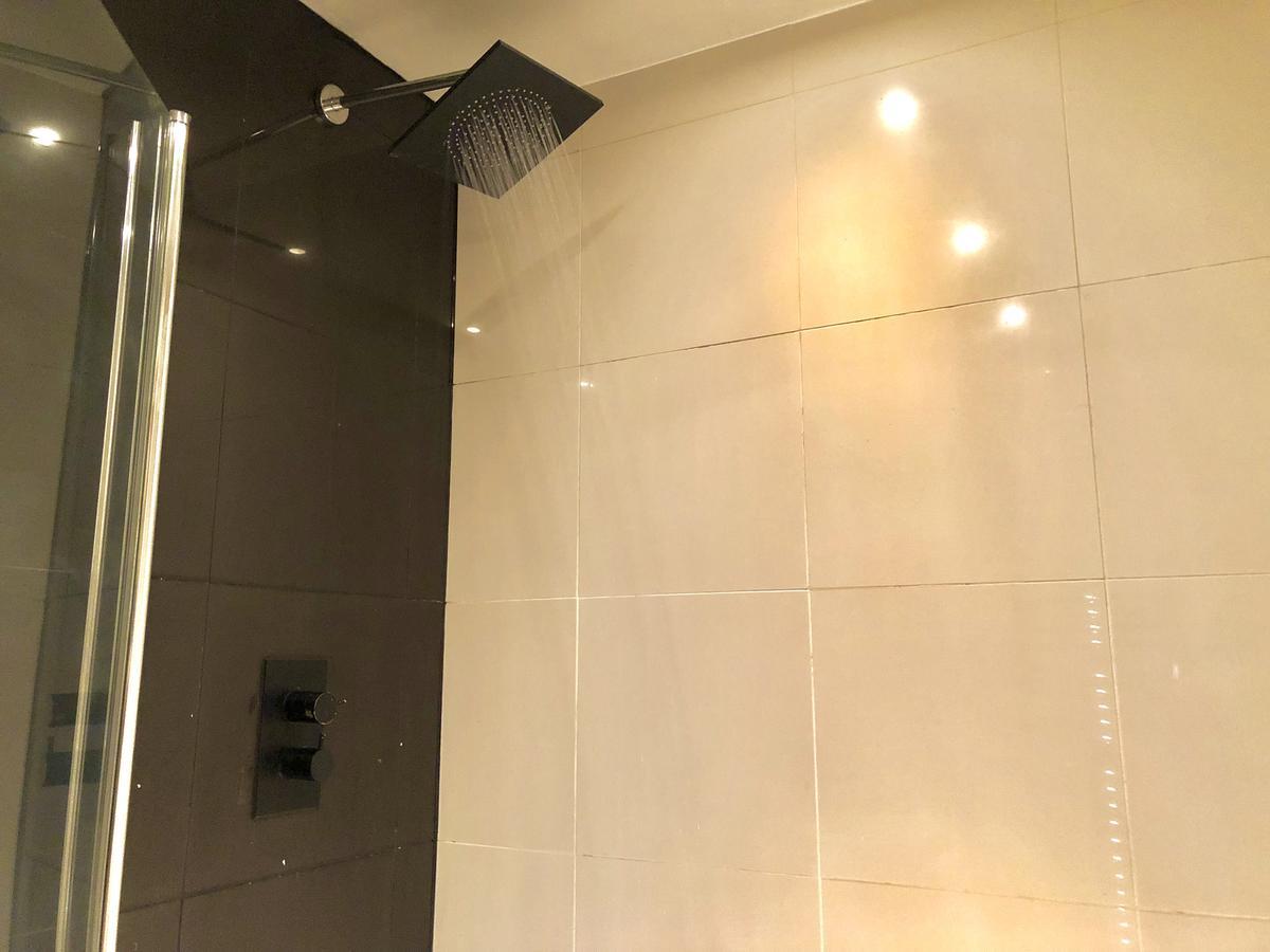 Blonk Street - Luxury Two Bedroom Apartment 谢菲尔德 外观 照片
